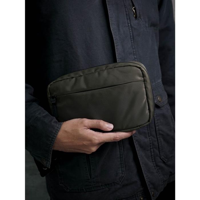 Incase Organizer Pouch Bag Nylon Accessory | Pouch Bag pria | Tas Tangan pria | Tas Mini | INTR400402 - NAVY - 3