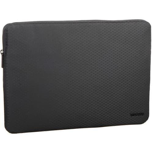 Incase Sleeve Macbook Air/Pro Up To 15 - Slim (INMB100269-BLK) | Sleeve macbook 15 Inch | Tas laptop 15 Inch | Sleeve MacBook | Laptop sleeve case | Macbook sleeve | Pelindung Laptop | Laptop Bag - hitam - 4
