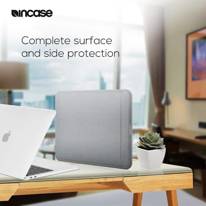 Incase With Magnet - Tas Laptop Icon Sleeve Diamond Ripstop for Macbook Pro 15 inch Thunderbolt3 USB-C (INMB100286) | Sleeve Macbook Pro 15 Inch | Tas Macbook Pro 15 Inch | | Sleeve MacBook | Laptop sleeve case | Macbook sleeve | Pelindung Laptop - Perak - 3