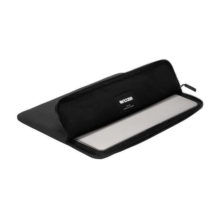 Incase Sleeve Macbook Air/Pro 13Inch Slim (INMB100605-GFT) | Sleeve laptop 13 Inch | Tas laptop 13 Inch | Sleeve MacBook | Laptop sleeve case | Macbook sleeve | Pelindung Laptop | Laptop Bag - 3